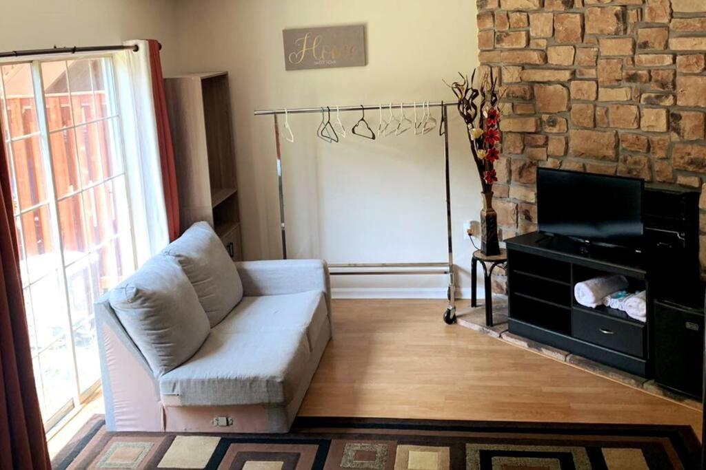 Modern Comfort Stays Александрия Экстерьер фото